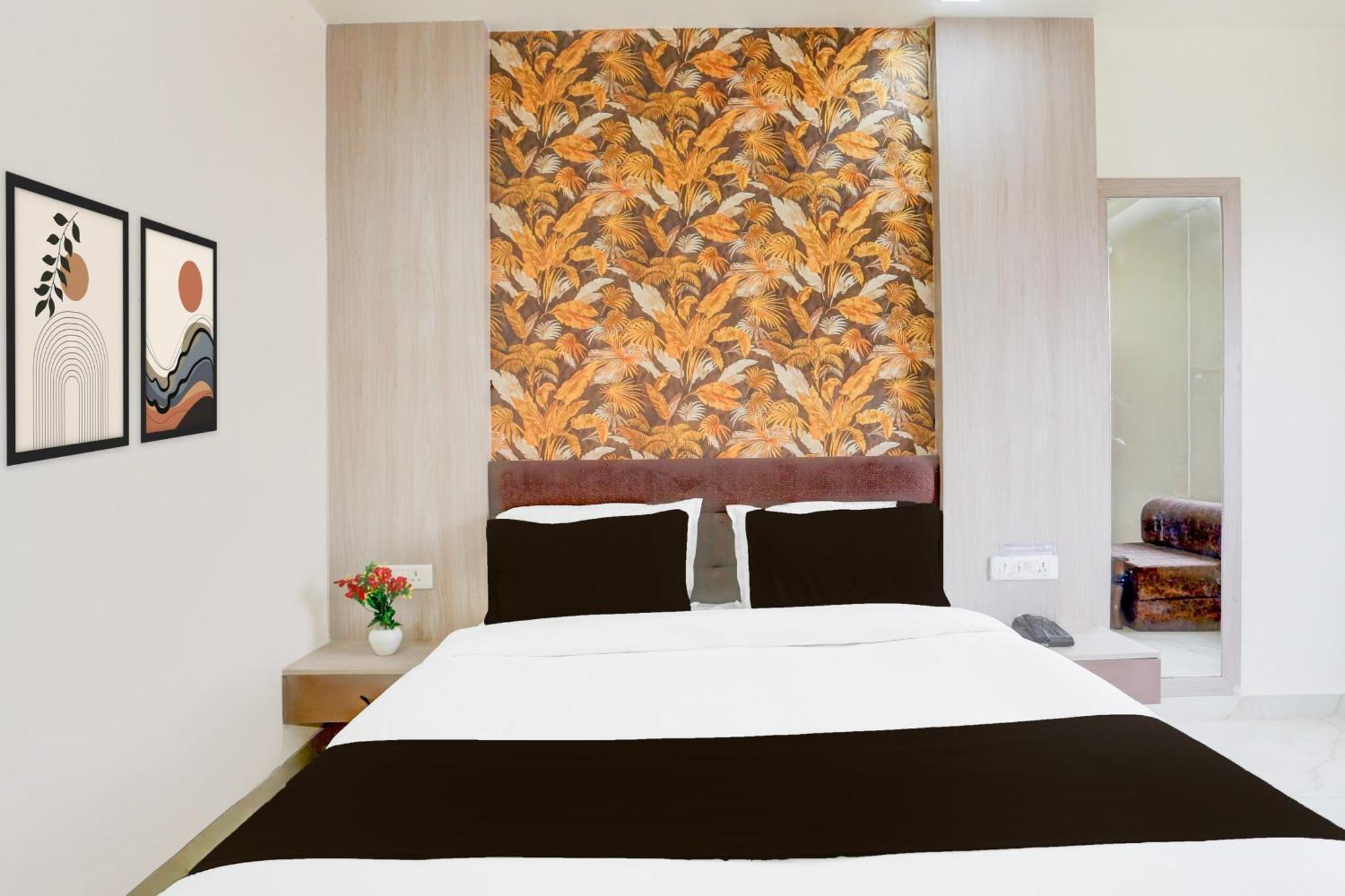 Hotel Collection O The Vidya Grand Rudrapur Exterior foto